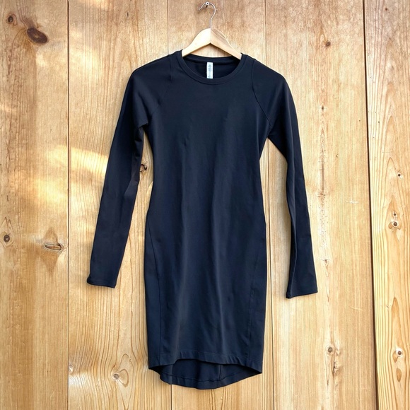 Lululemon Black &Go Anywhere Dress Sz 4 - Picture 3 of 6